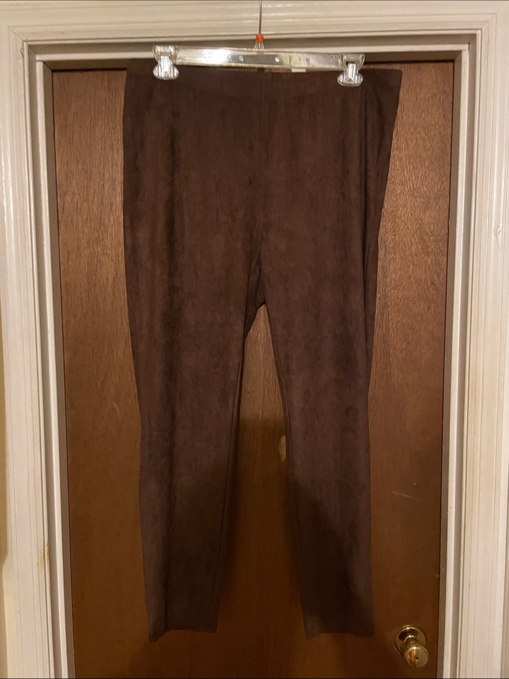 Avenue Brown Women’s Faux-Suede Leggings